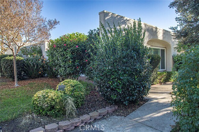 Foto del edificio - 3520 Bahia Blanca W