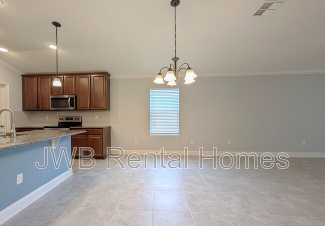 Foto del edificio - 13797 Holsinger Blvd