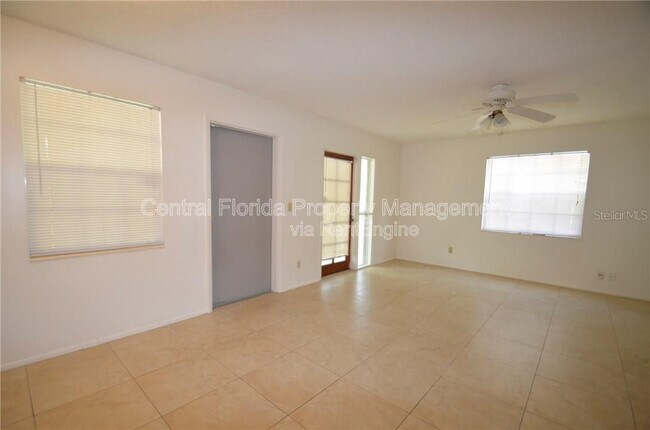 Foto del edificio - 2203 S Park Ave