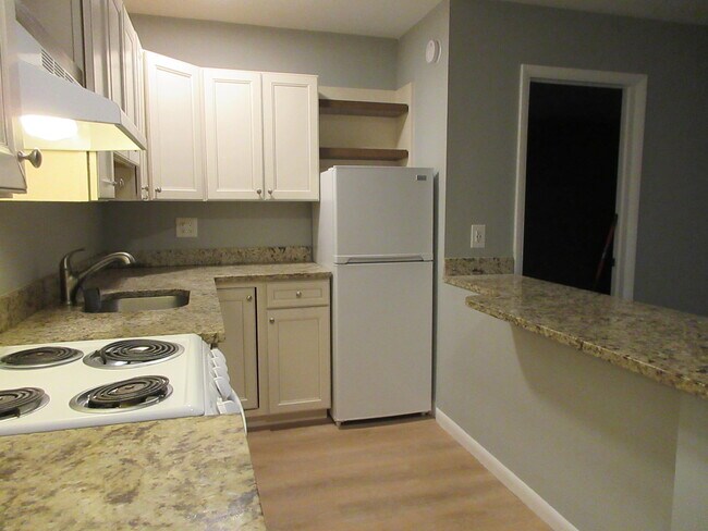 Building Photo - 1118 N H St