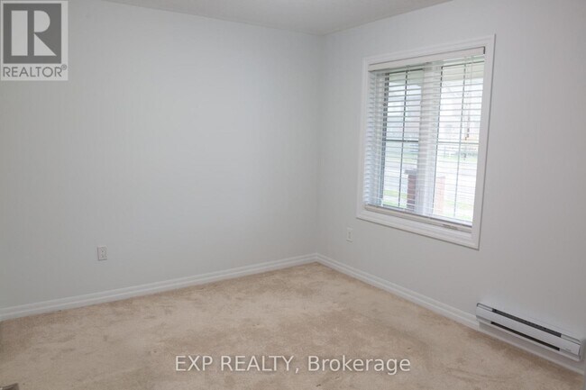 Photo du bâtiment - 230 Avonsyde Blvd