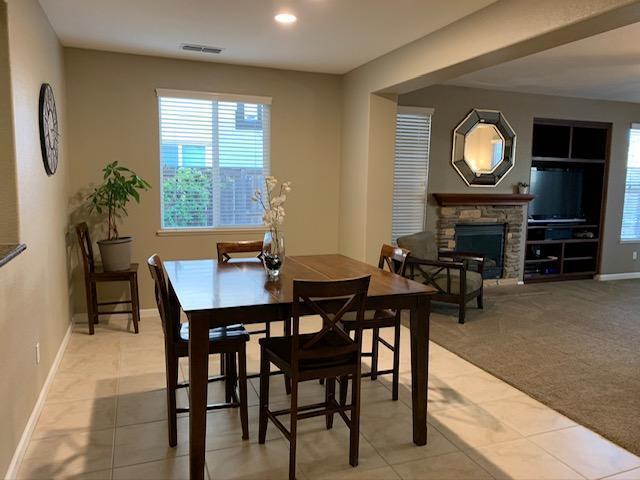 Building Photo - 4 bedroom in Roseville CA 95747