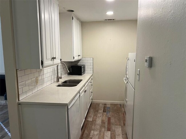 Building Photo - 2529 Rio Grande St