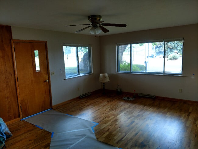 Photo - 800 N 10th St House