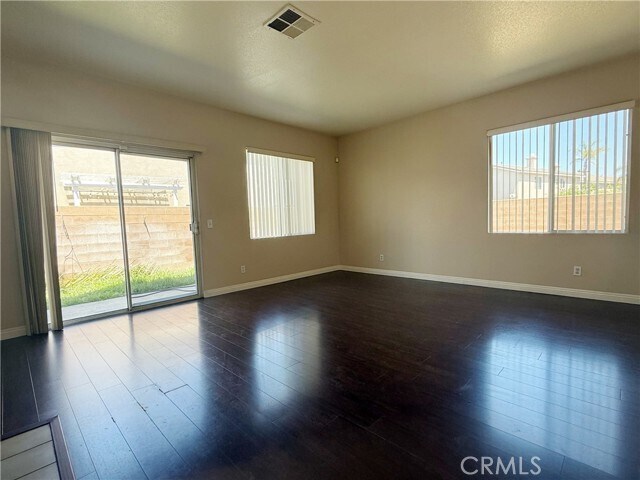 Building Photo - 6569 Gladiola St