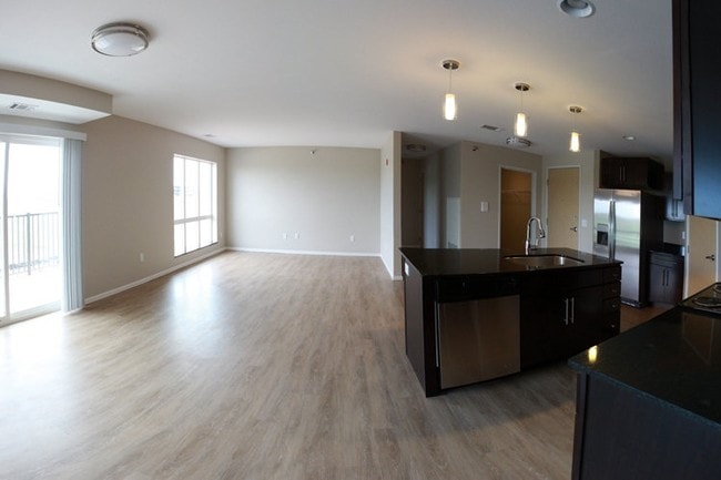 Interior Photo - North Ridge