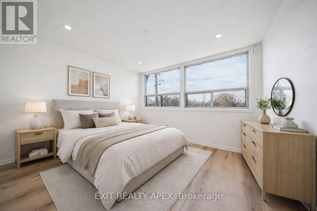 Building Photo - 343 Greenwood Ave