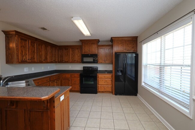 Building Photo - 1469 San Diego Cir