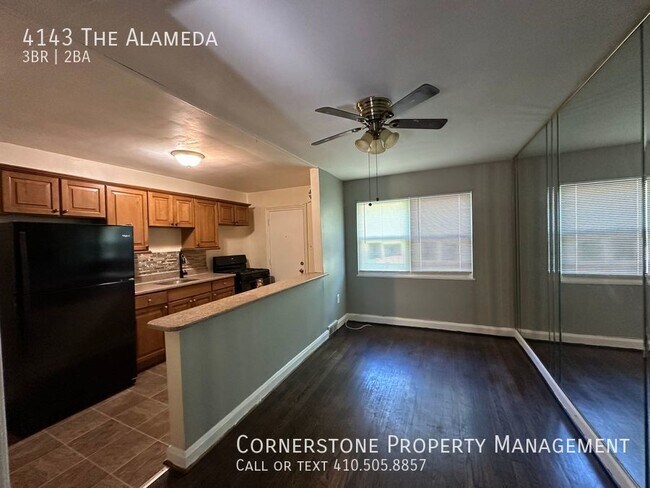 Foto del edificio - 3 Bed 1.5 Bath | $1500  | 4143 The Alameda...