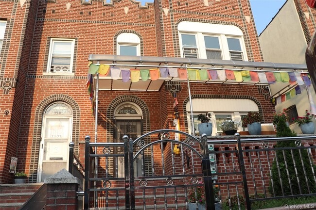 Building Photo - 31-29 88th St