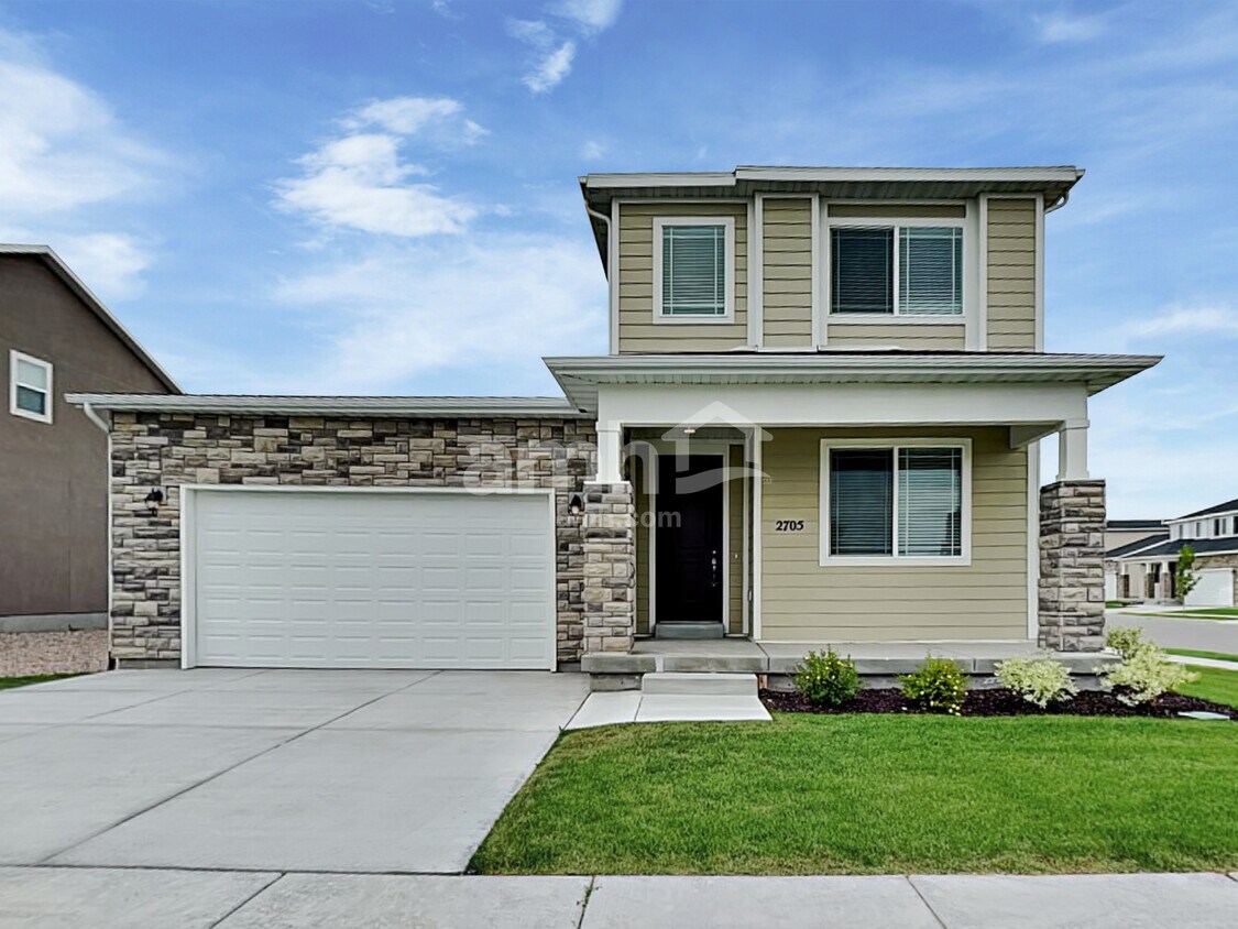 Primary Photo - 2705 W 3290 S