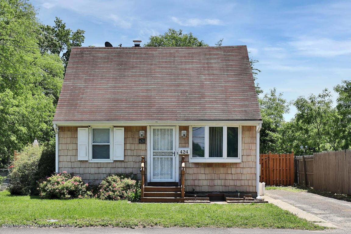 Primary Photo - 424 S Laurel Ave
