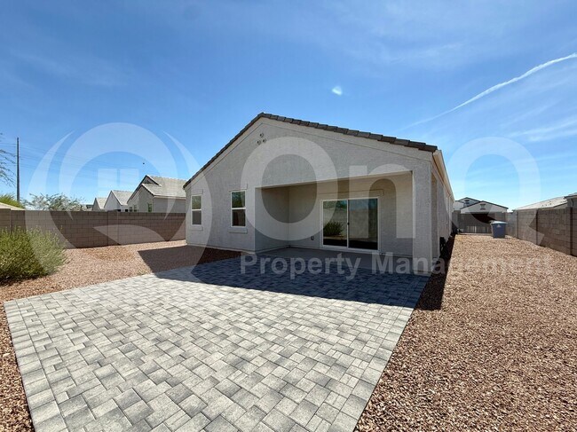 Foto del edificio - 18798 W Adams St