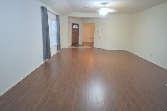 Foto del edificio - 22206 Hesse Ct