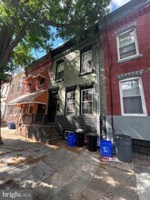 Building Photo - 2225 Reed St