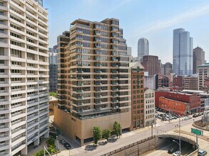 Building Photo - 151 Fort Pitt Blvd