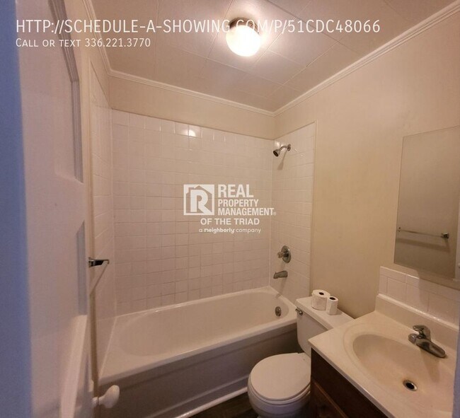 Foto del edificio - Spacious 3br/2ba home w/yard for rent in W...