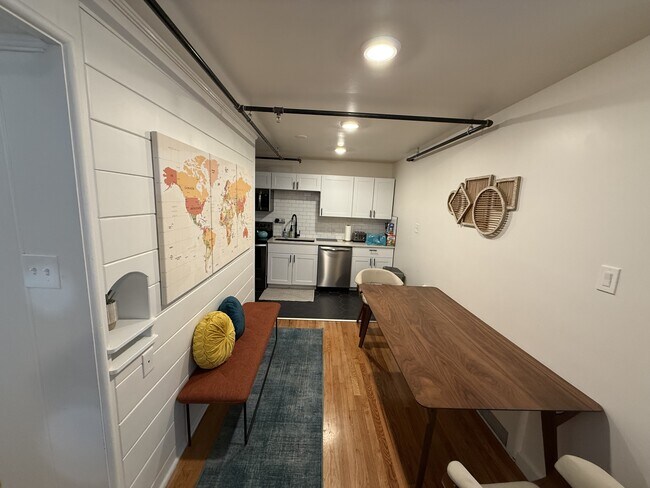 Foto del edificio - 1010 8th St
