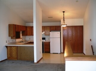 Interior - 904 Fox Creek Dr