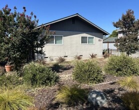 Building Photo - 2577 W Steele Ln