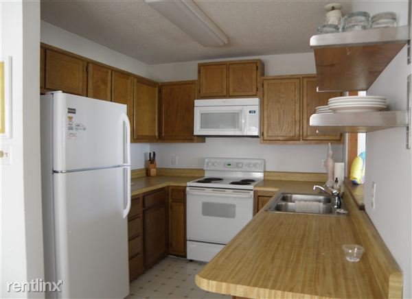 Building Photo - 219 Seashore Dr