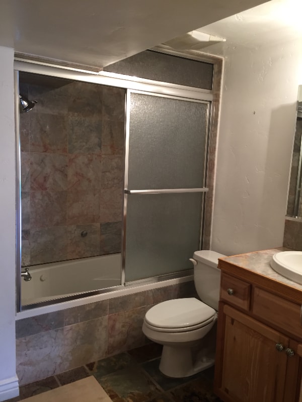 Building Photo - 305 E Sopris Dr
