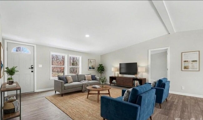 Foto del edificio - 5050 Park Creek Dr