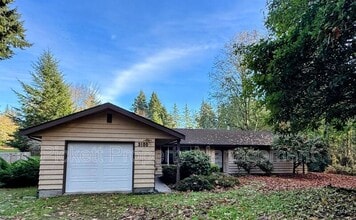 Building Photo - 3100 Armstrong Ln NE