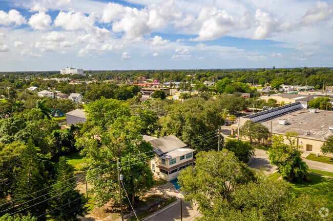 Aerial Photo - 2110 Hoople St