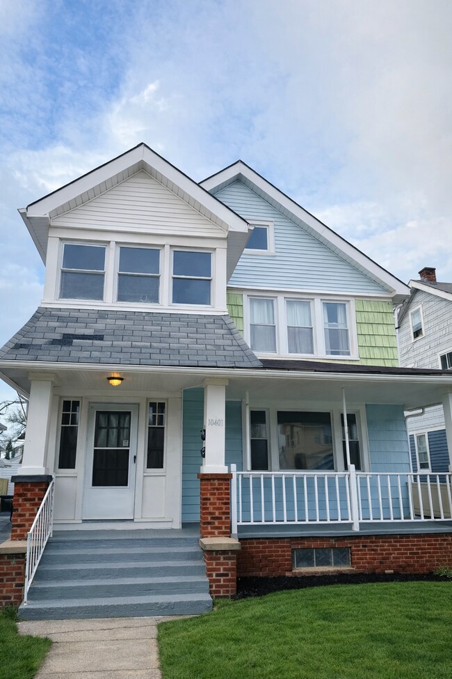 Building Photo - 10401 Homeworth Ave
