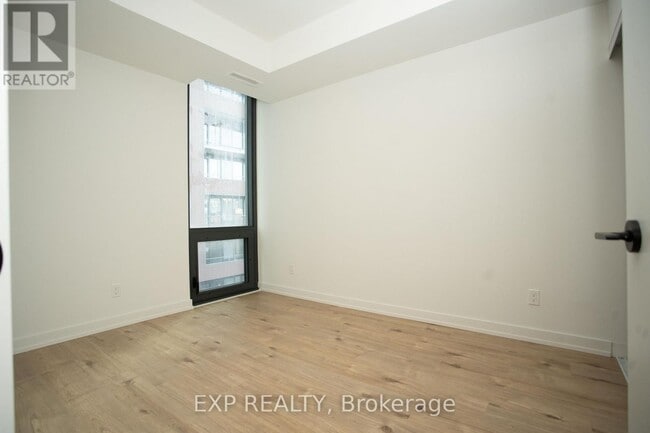 Building Photo - 35 Parliament St