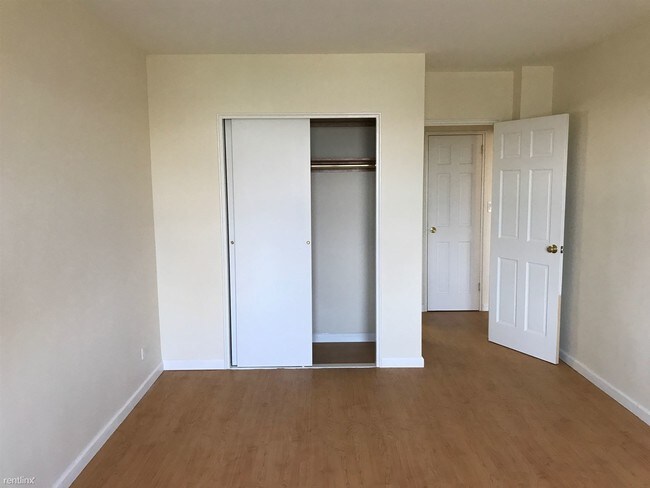 Building Photo - 9805 63rd Rd