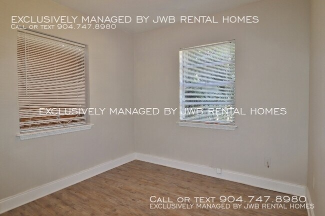 Building Photo - 1560 Windle St