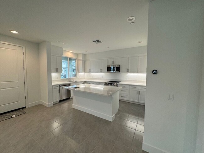 Building Photo - 3 Bedroom House Available Now!  Brand New ...