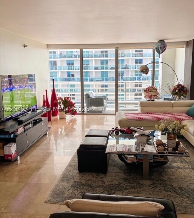 Foto del edificio - 2025 Brickell Ave
