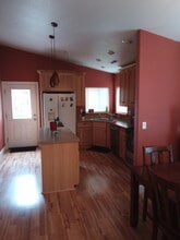 Building Photo - 725 Washo Ln