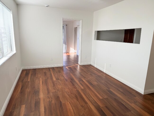 Foto del edificio - 4953 Barstow St