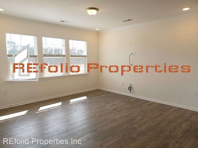 Building Photo - 4 br, 3.5 bath House - 1705 Wimberly Road