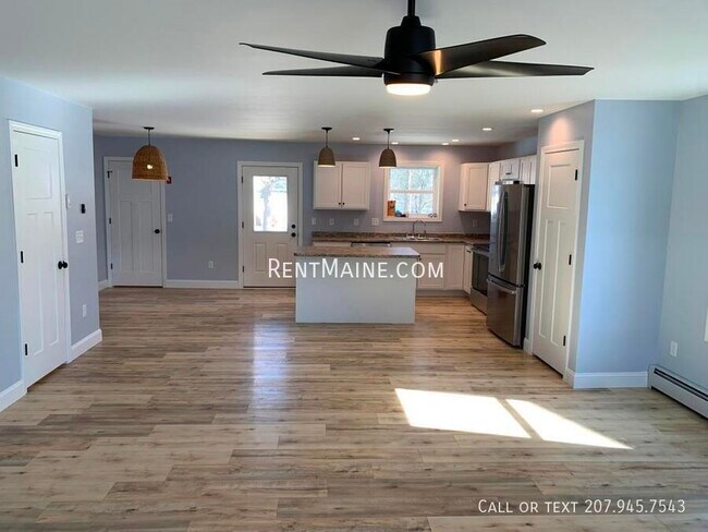 Foto del edificio - 14 Wildwood Dr