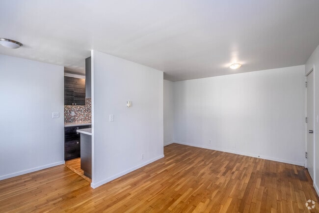 1BR, 1 BA - 625SF - Dining Room/Living Room - The Standard