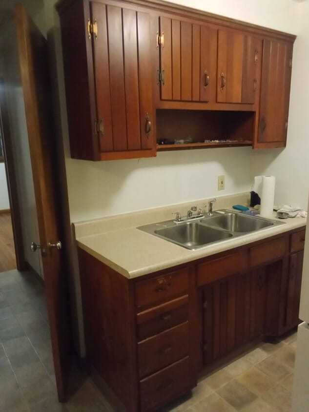 Kitchen - 4902 Dunsmore Ave
