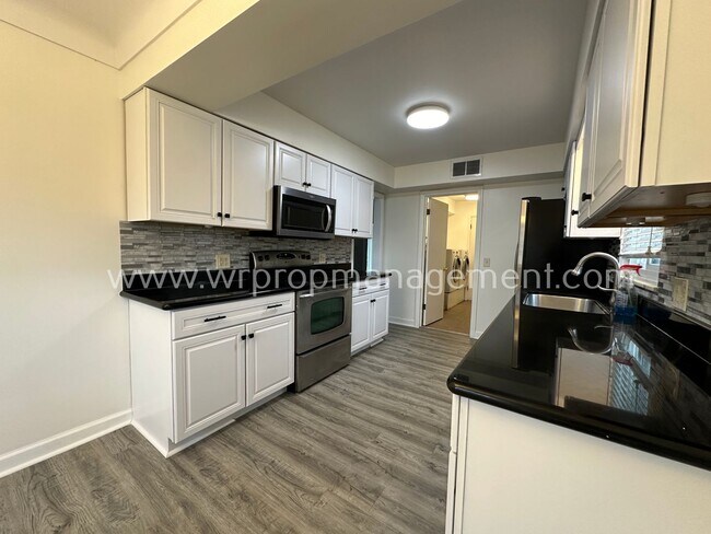 Foto del edificio - Updated 3 bedroom House!