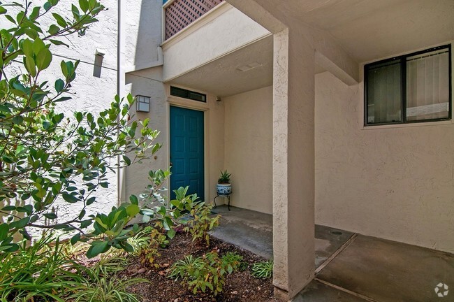 Building Photo - 2224 River Run Dr