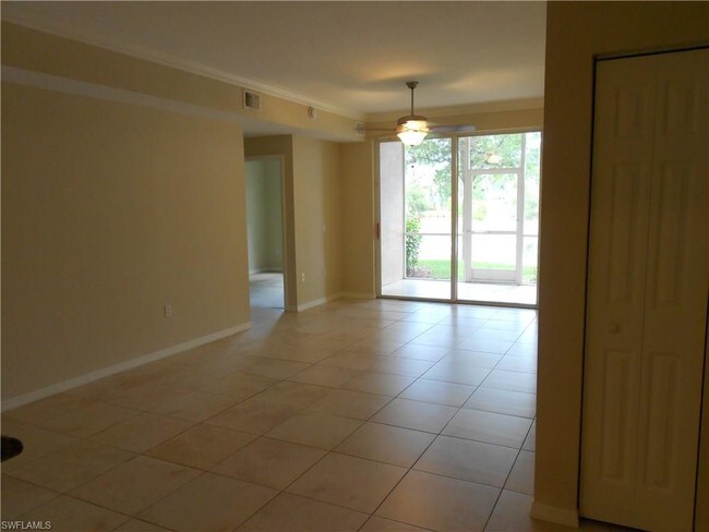 Foto del edificio - 20320 Estero Gardens Cir
