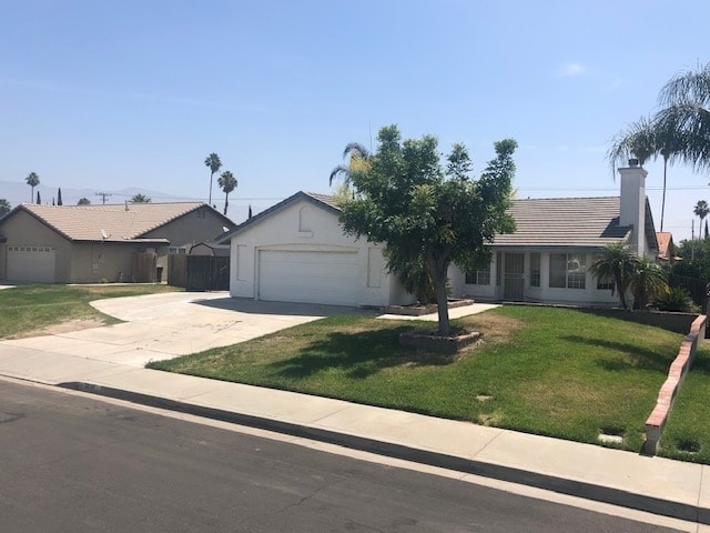 Foto principal - 1055 N Belden Ave