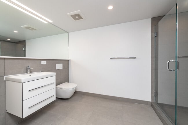 Building Photo - 22 Fleet St