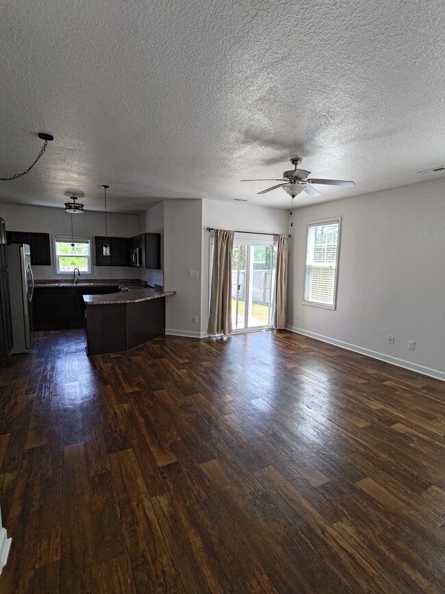 Living Space - 336 Frisco Way
