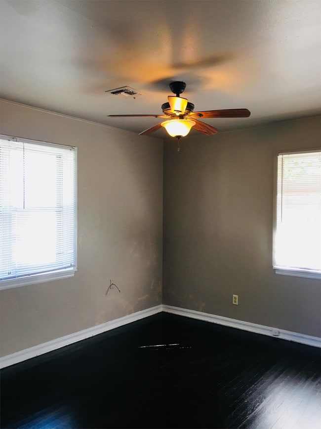 Photo - 4300 NW 20th St House