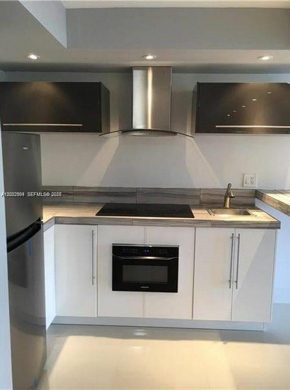 Foto del edificio - 200 SE 15th Rd