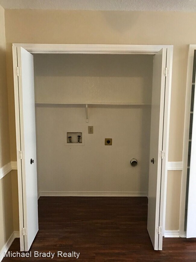 Foto del edificio - 2 br, 2 bath House - 3104 Tudor Lane